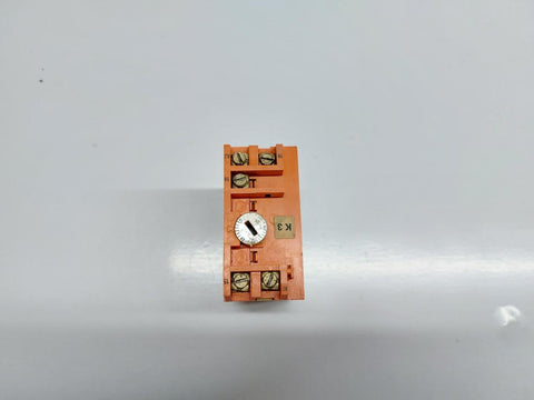 BBC ZEITRELAIS C411 TIMING RELAY 1.5-30S
