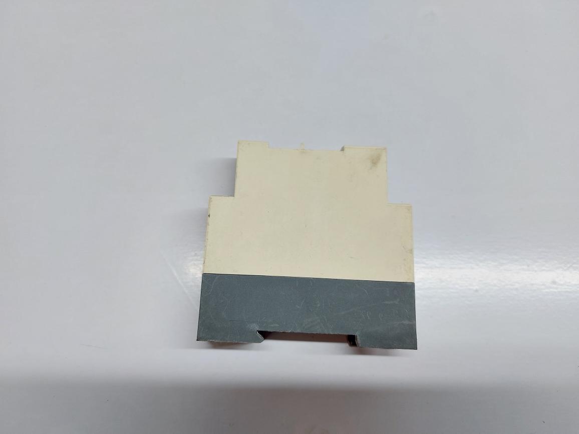 TELEMECANIQUE RM4LA32F LIQUID LEVEL CONTROL RELAY