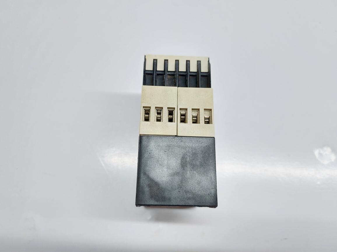 SCHIELE SRN MECOTRON 2.450.110.01 CURRENT MONITORING RELAY