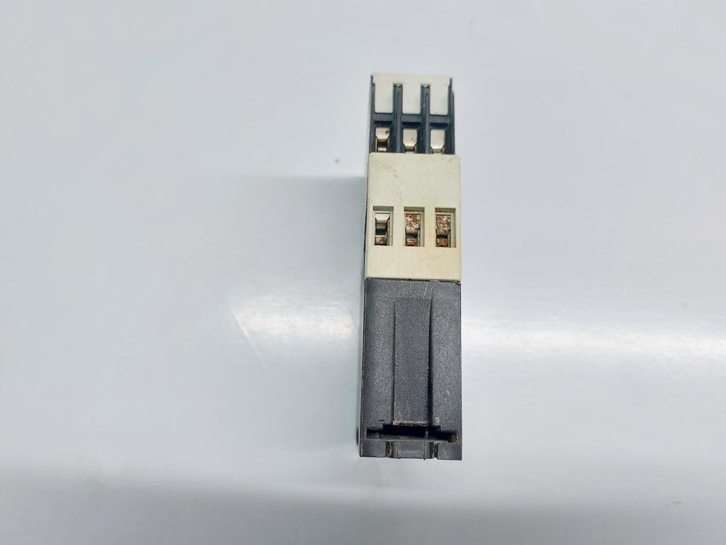 MOELLER EMR4-F500-2 PHASE SEQUENCE MONITORING RELAY