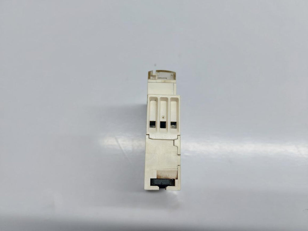 TELEMECANIQUE RE11RAMU ON DELAY RELAY