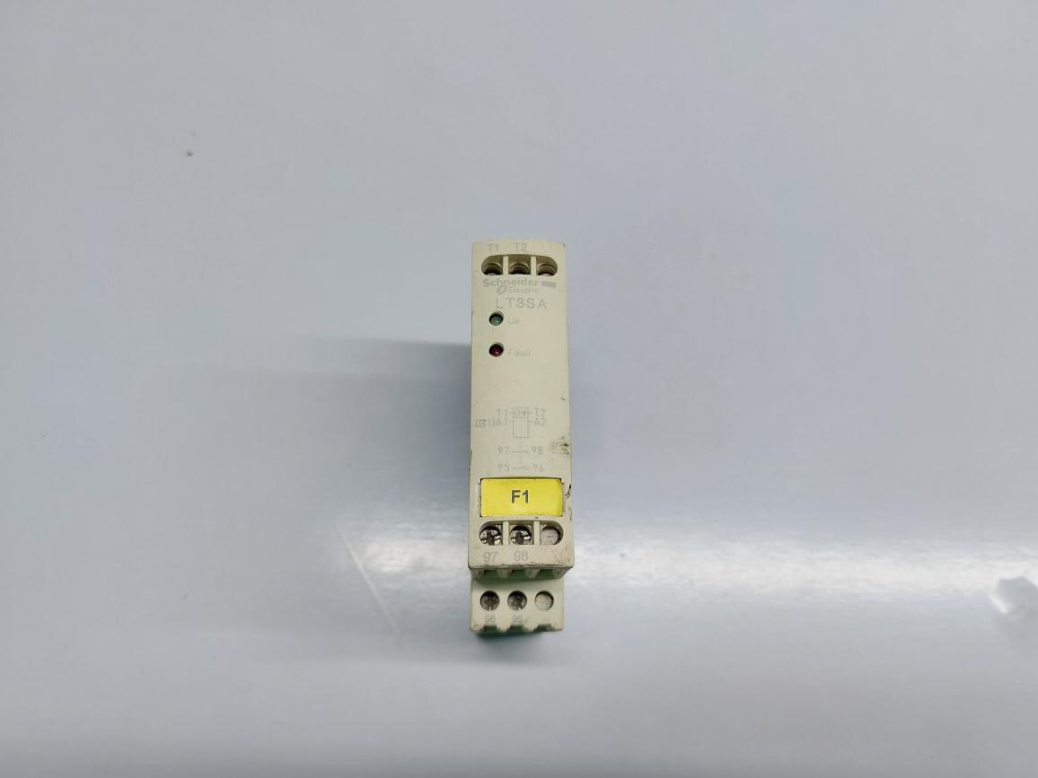 SCHNEIDER ELECTRIC LT3 SA00M RELAY