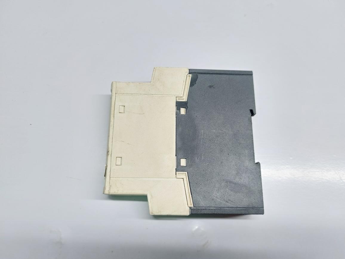 SCHNEIDER ELECTRIC LT3 SA00M RELAY