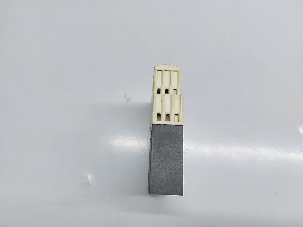 SCHNEIDER ELECTRIC LT3 SA00M RELAY