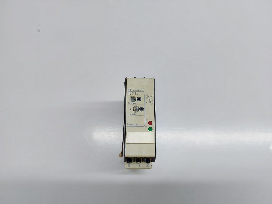 TELEMECANIQUE RE4 TL11BU TIME DELAY RELAY