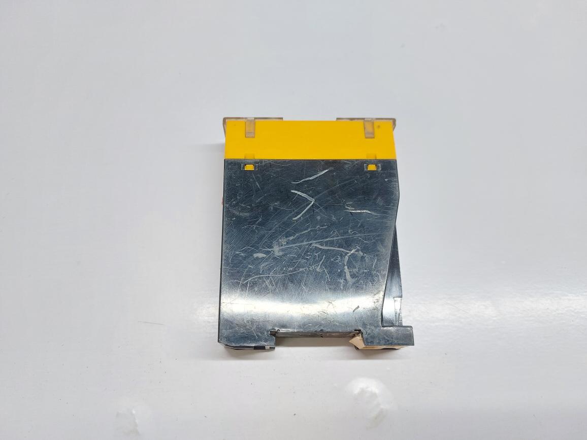 TESCH E74.3X805 TIME DELAY RELAY (3)