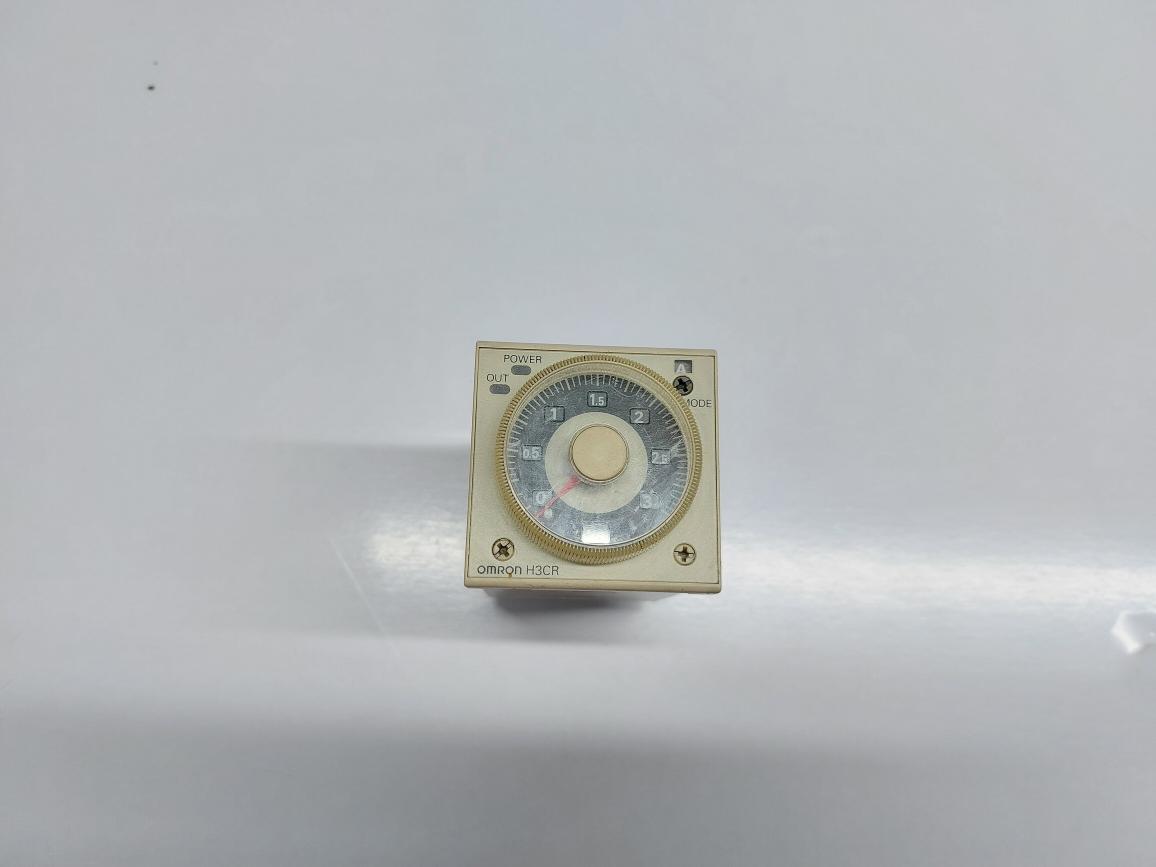 OMRON H3CR-A8EL TIMER