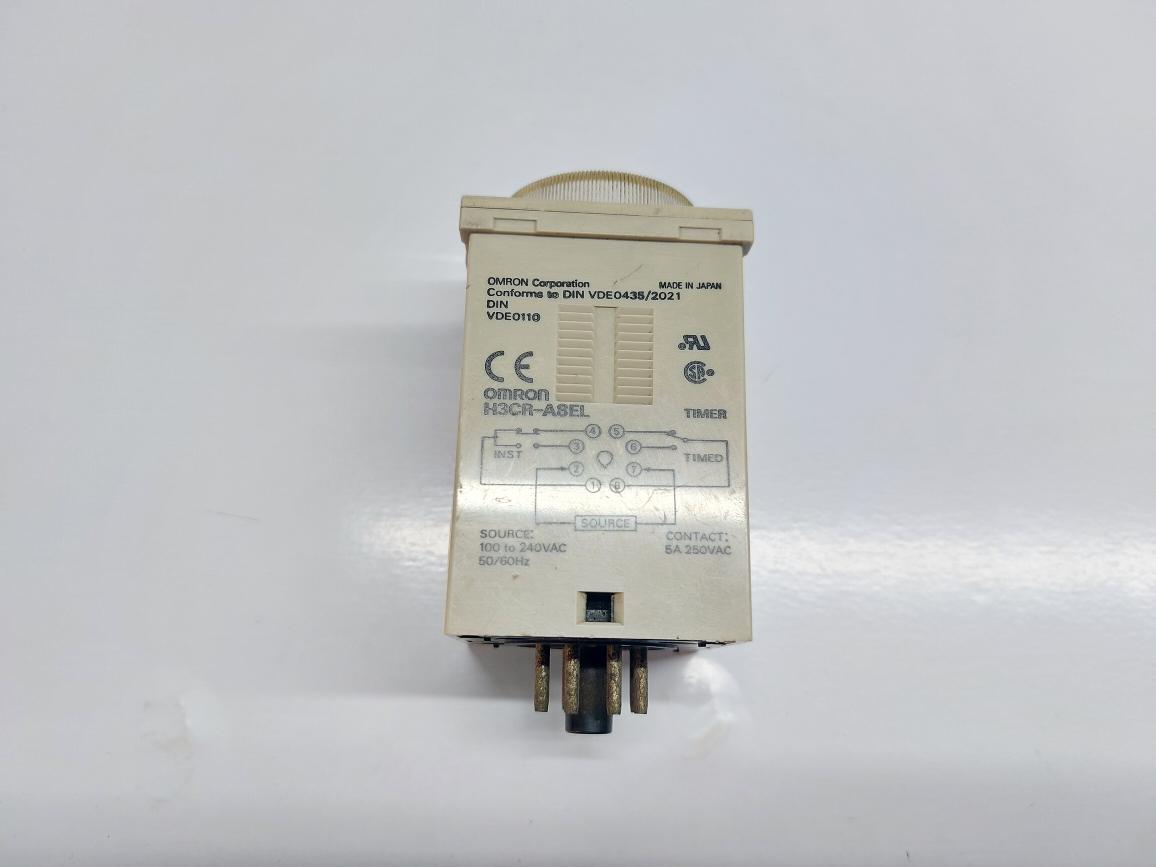 OMRON H3CR-A8EL TIMER