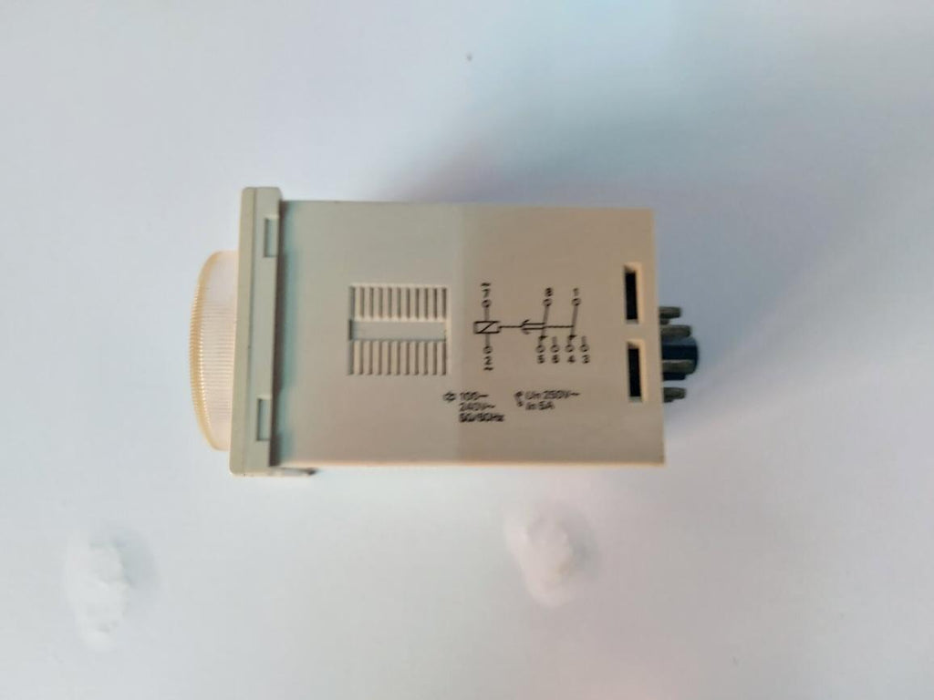 OMRON H3CR-A8EL TIMER