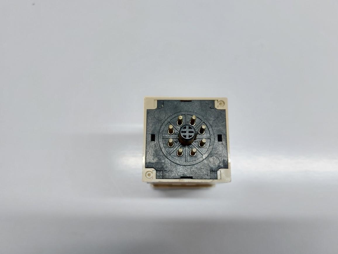 OMRON H3BA-8 TIMER