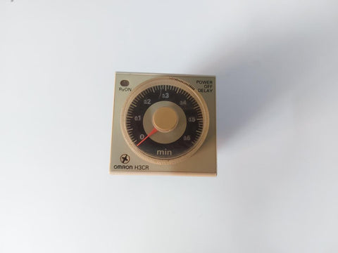 OMRON H3CR-H8L TIMER