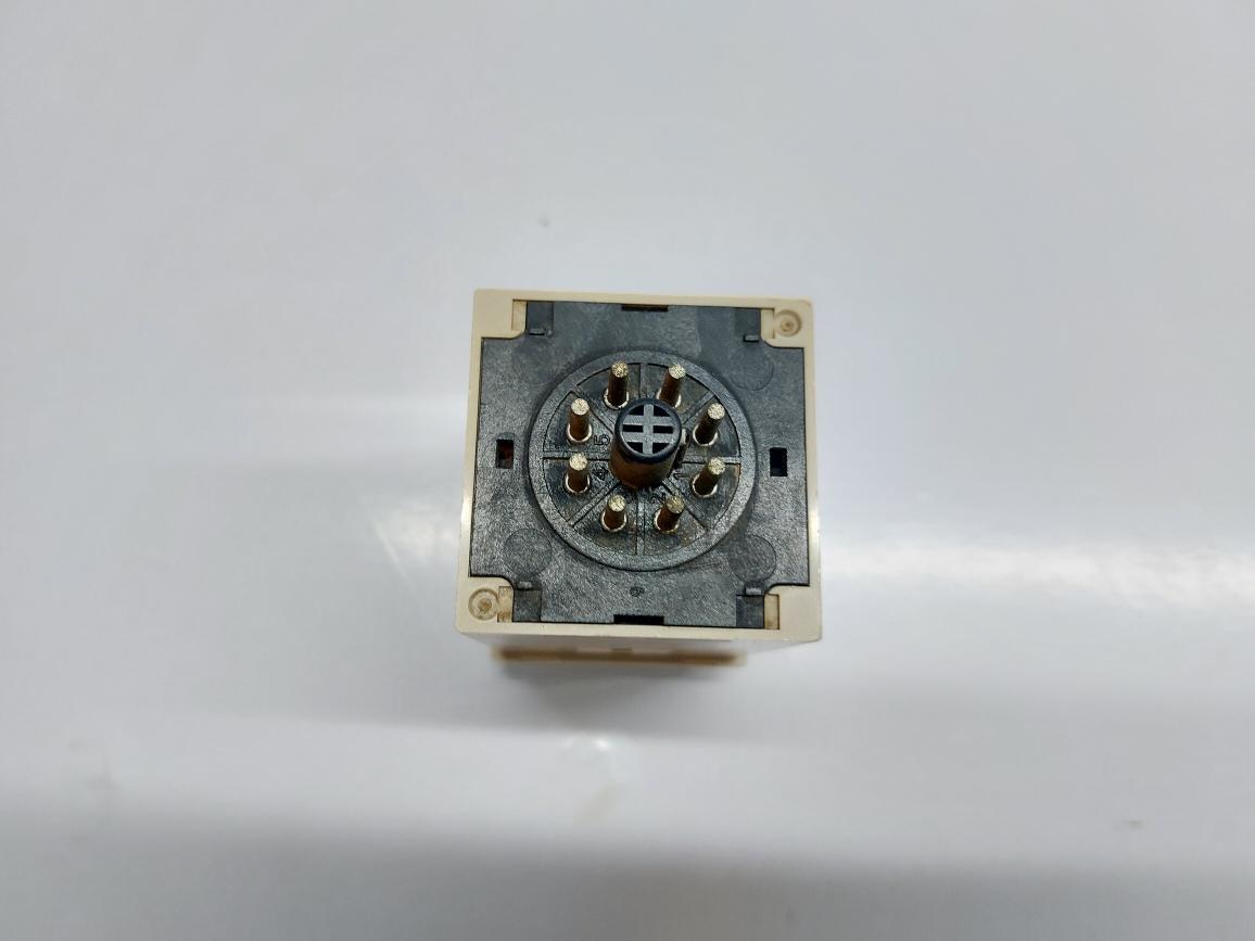 OMRON H3BH-8 TIMER