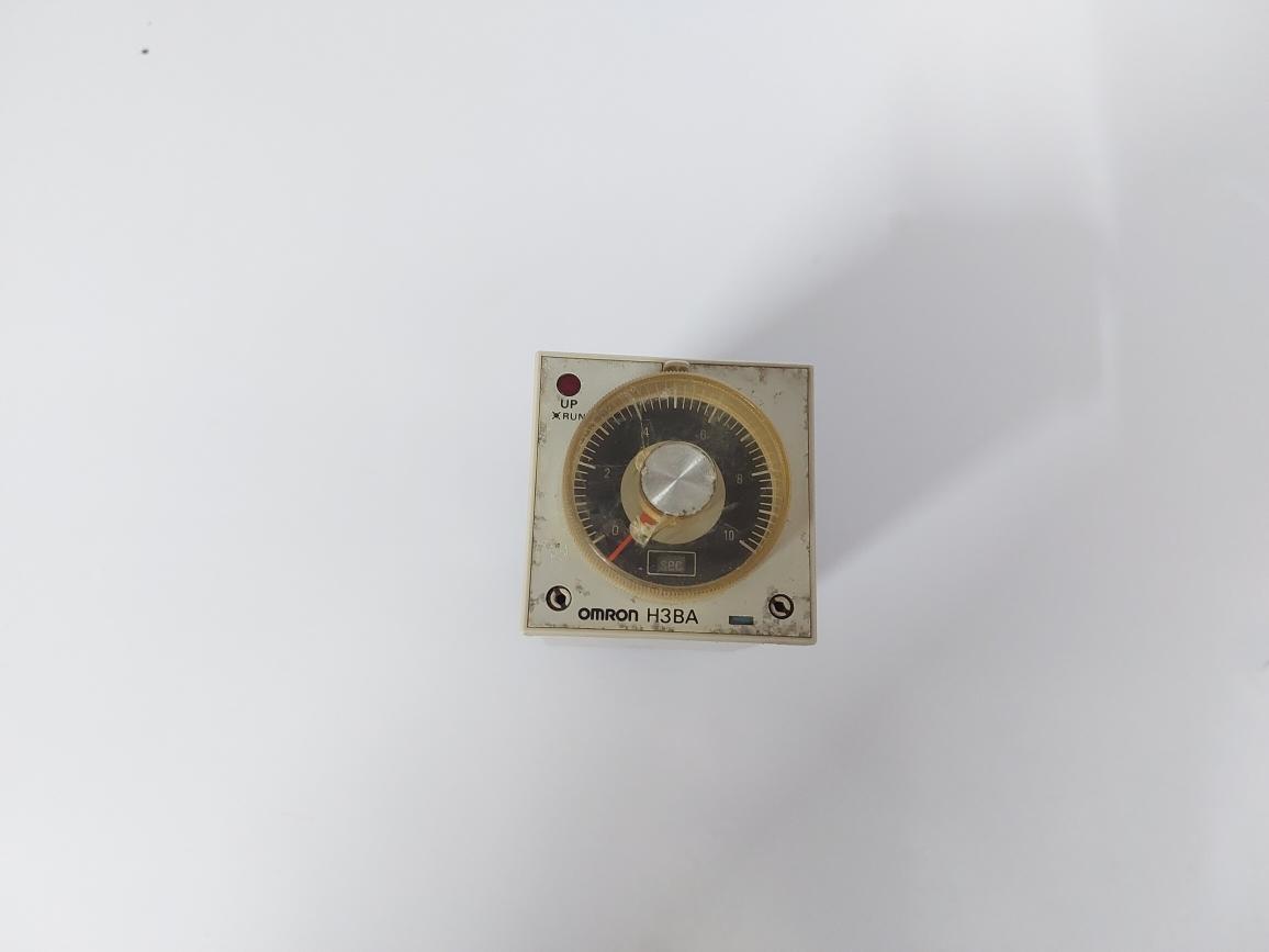 OMRON H3BA-8H TIMER