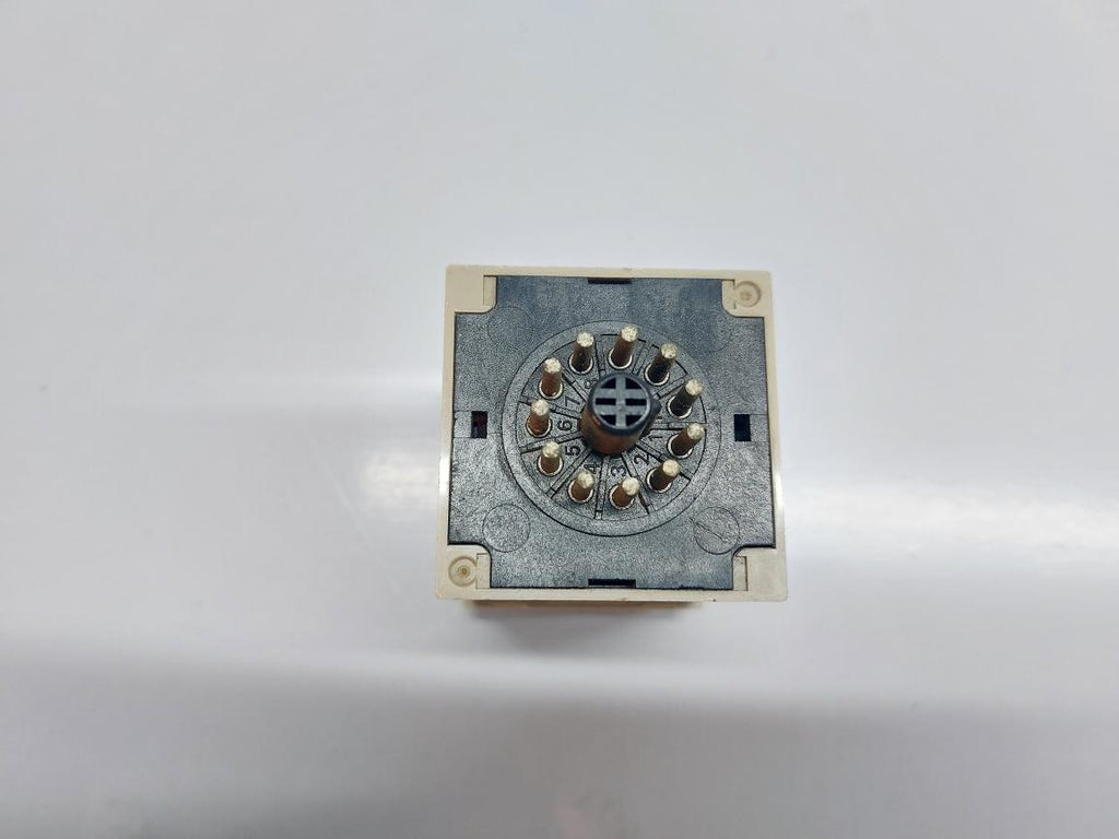 OMRON H3BA-305 TIMER 0-1.0 HRS