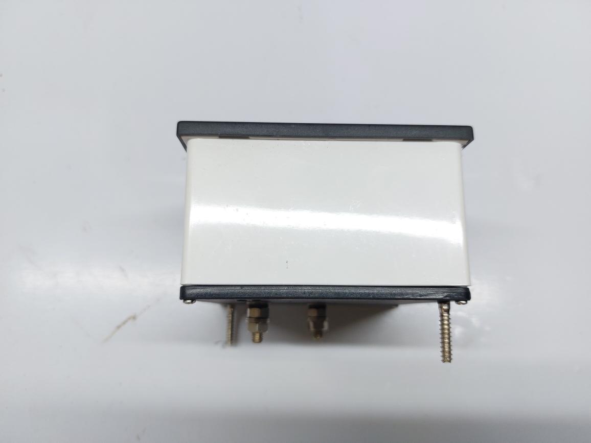 MECO SQ96 PANEL METER