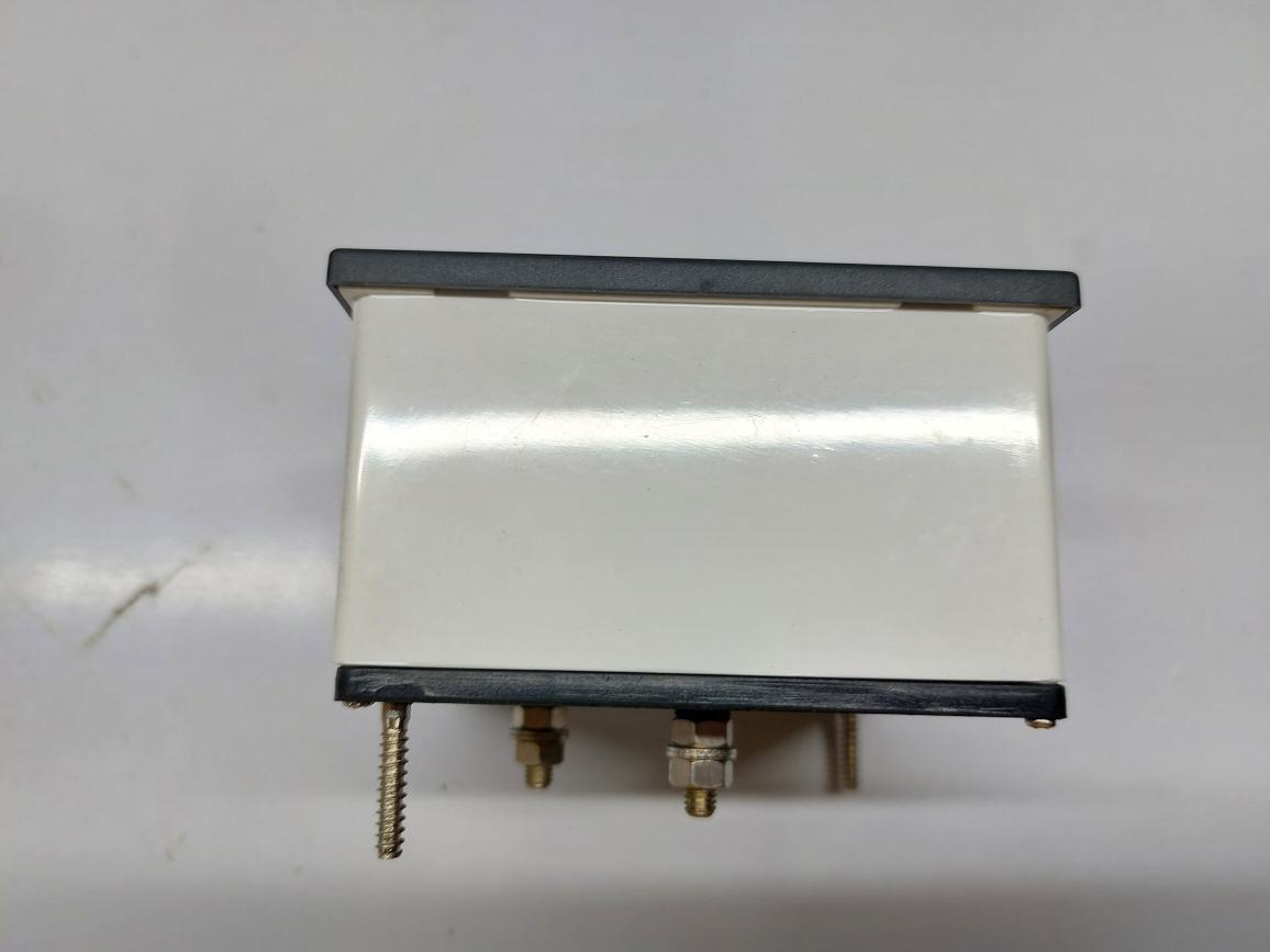 MECO SQ96 PANEL METER