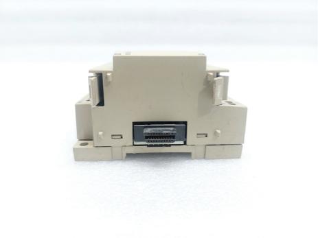 OMRON ZEN-8EDR IN/OUT UNIT