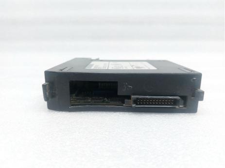 GE IC693MDL742D OUTPUT MODULE 12/24VDC 1A 16PT POS