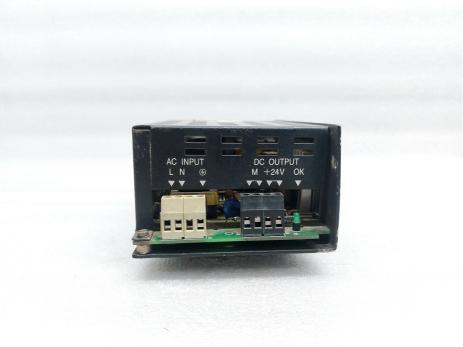SIEMENS 6EP0 133-3AA00-0AA0 POWER SUPPLY 24VDC/5A