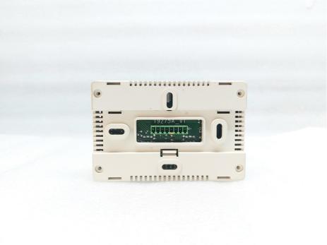 HONEYWELL T9275A SMARTRONIC70 SERIES TEMPERATURE CONTROLLER