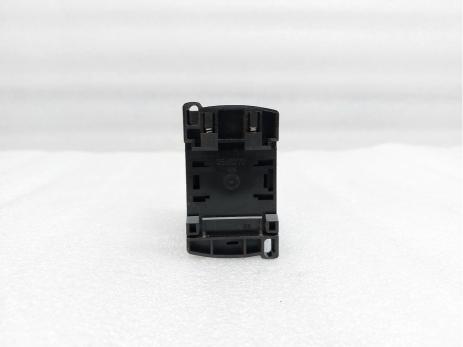 TELEMECANIQUE AV1-0910 N5 CONTACTOR AV1-09