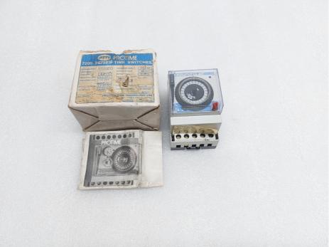 PROTIME 7200 SERIES TIME SWITCHES M/G