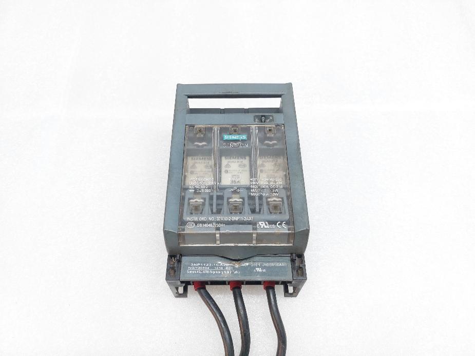 SIEMENS 3NP1123-1CA20 FUSE SWITCH DISCONNECTOR