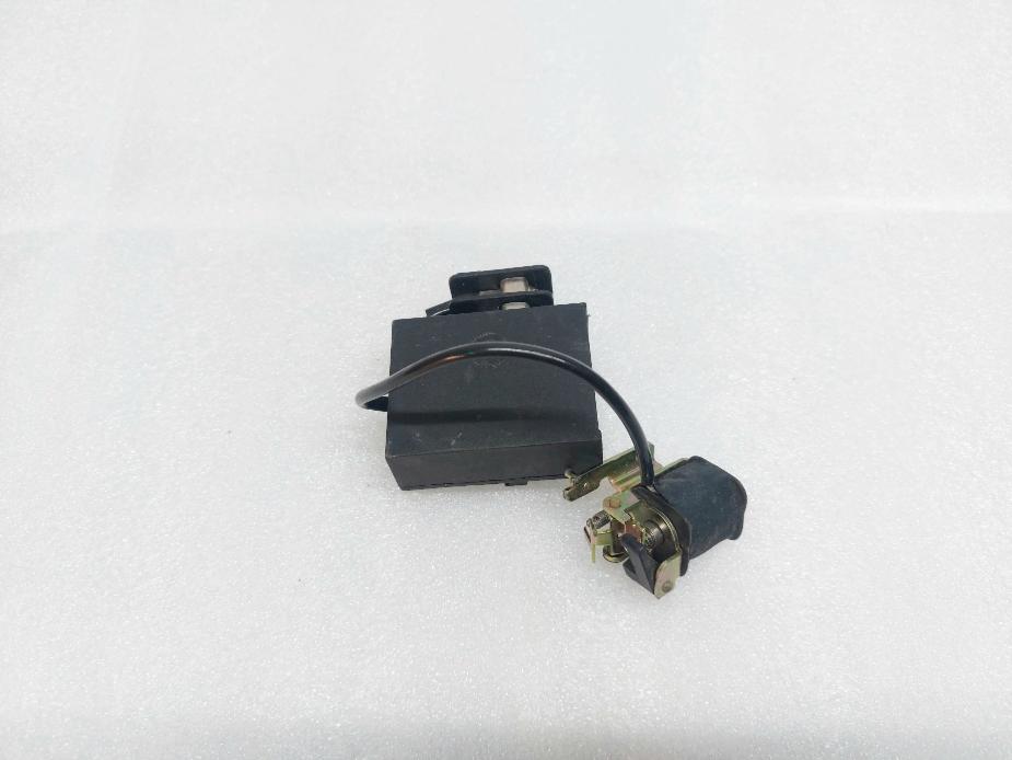 MERLIN GERIN UVT415ACT1 UNDER VOLTAGE RELEASE
