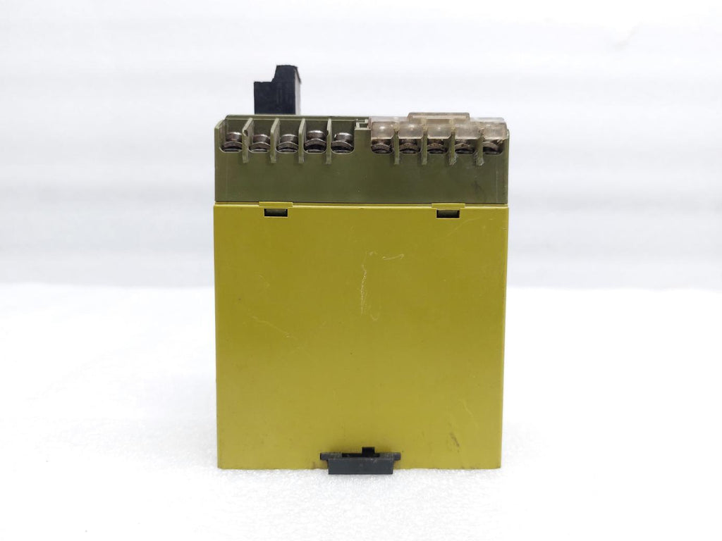PILZ PNOZ 8 3S/10 SAFETY RELAY