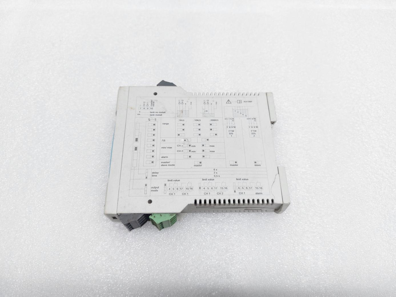 ENDRESS+HAUSER NIVOTESTER FTW325-A2A1A CONDUCTIVE POINT LEVEL SWITCH