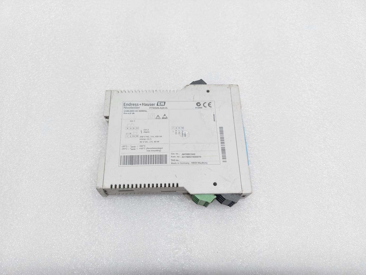 ENDRESS+HAUSER NIVOTESTER FTW325-A2A1A CONDUCTIVE POINT LEVEL SWITCH