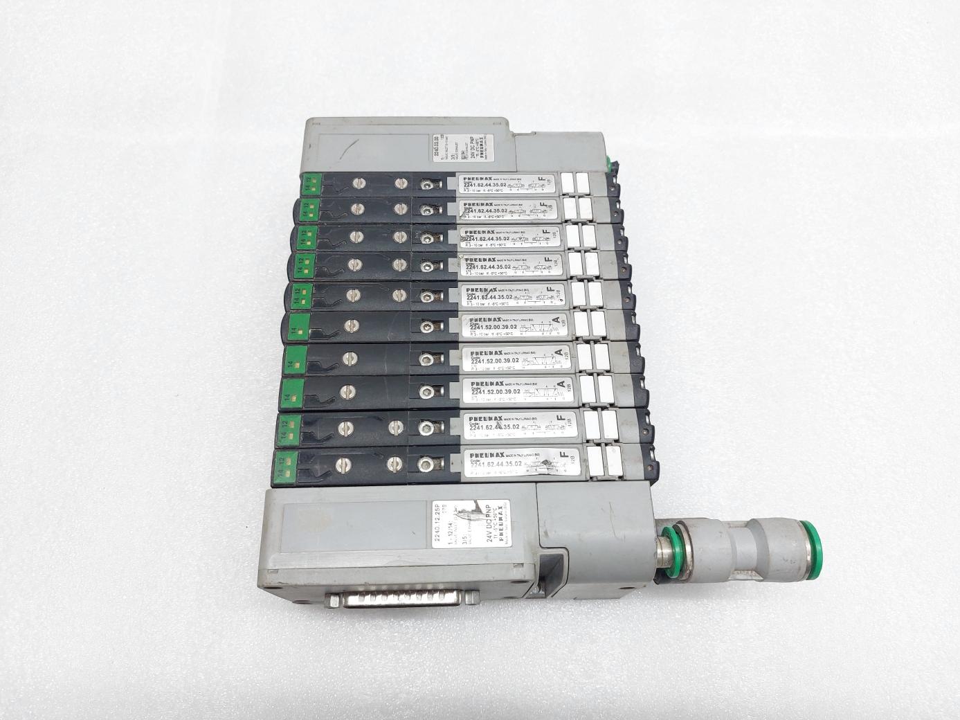PNEUMAX 2241.62.44.35.02 SOLENOID VALVE SYSTEM 2240.12.25P 2240.03.00
