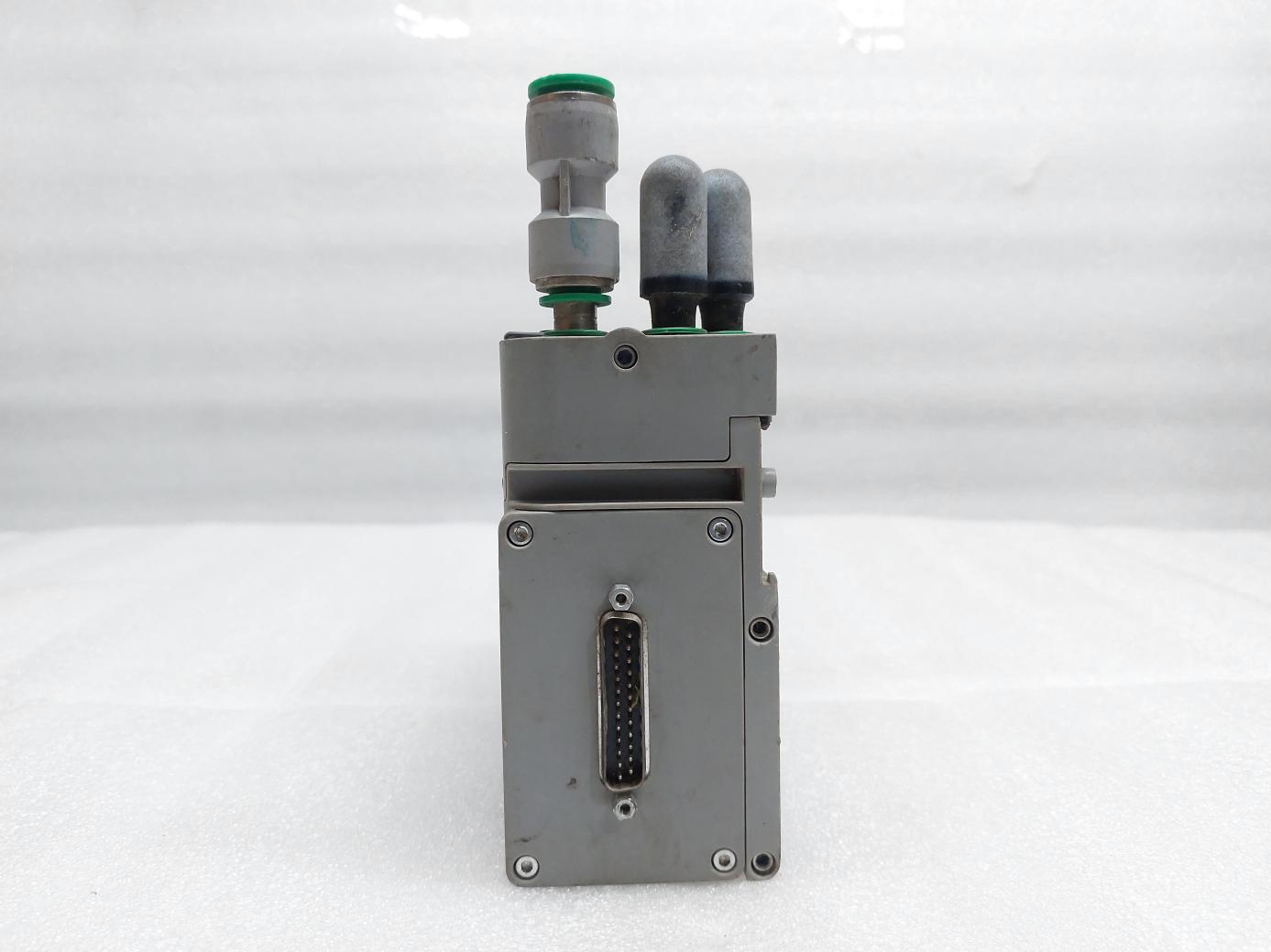 PNEUMAX 2241.62.44.35.02 SOLENOID VALVE SYSTEM 2240.12.25P 2240.03.00