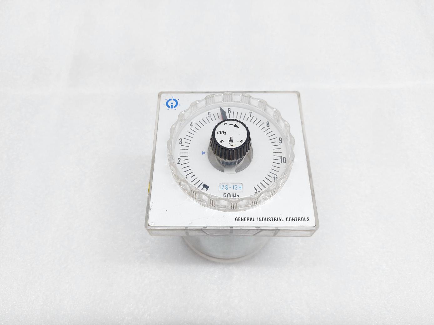 GIC BZ41F1 ANALOUGE SYNCHRONOUS TIMER 12S-12H