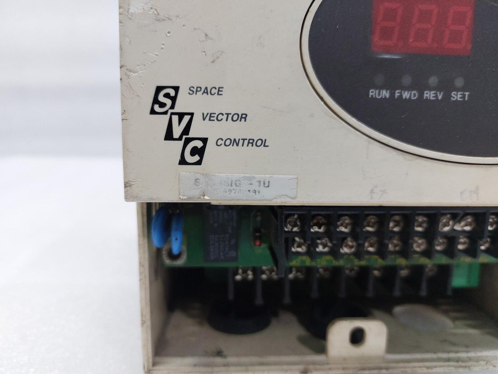 LG SV008IG-1U VARIABLE FREQUENCY DRIVE 1 HP0.75 KW (3)