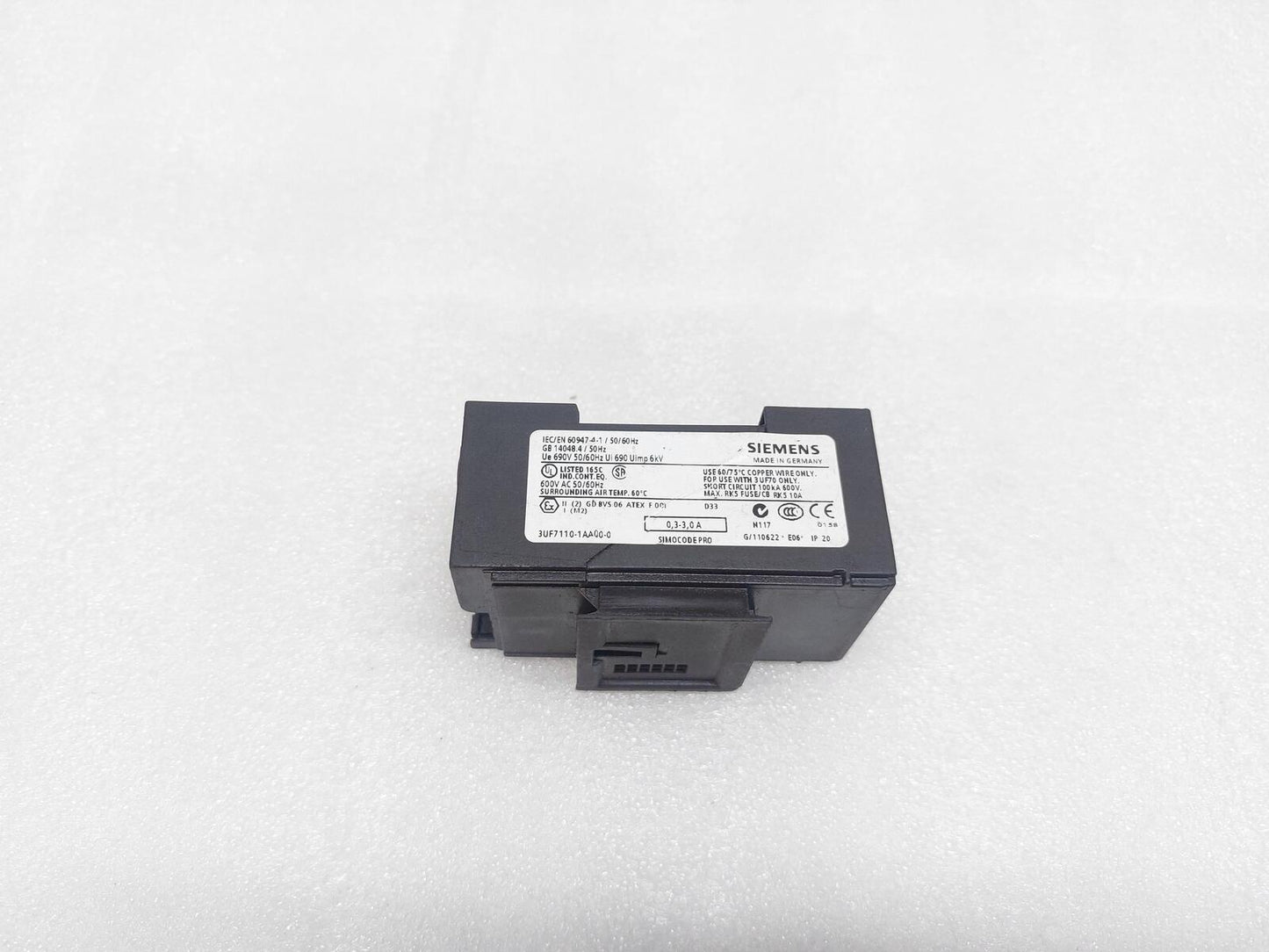 SIEMENS 3UF7110-1AA00-0 VOLTAGE MEASURING MODULE