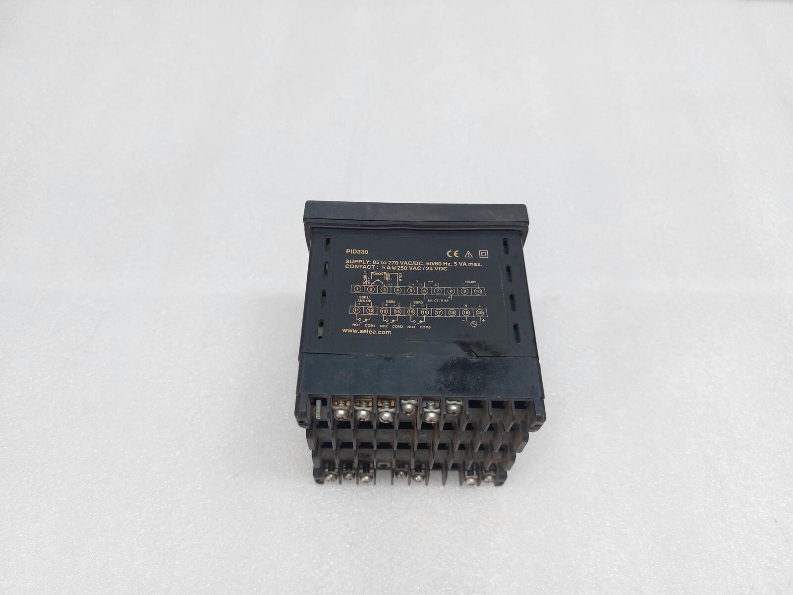SELEC PID330-0-0-01 TEMPERATURE PID CONTROLLER