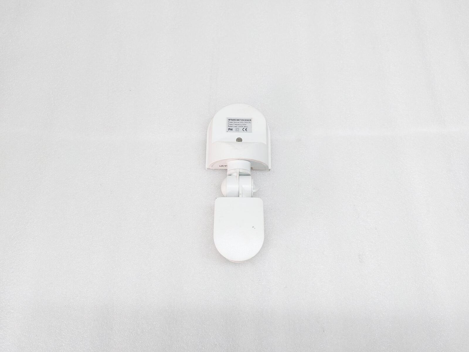 ELECTRO-ARTS PIR300 INFRARED MOTION SENSOR