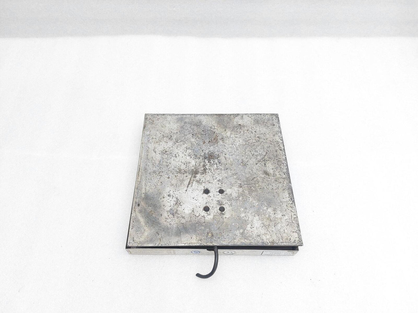 CAS-SEMICONDUCTOR CAS-A2-200E GAS CABINET CYLINDER SCALE INERT GAS