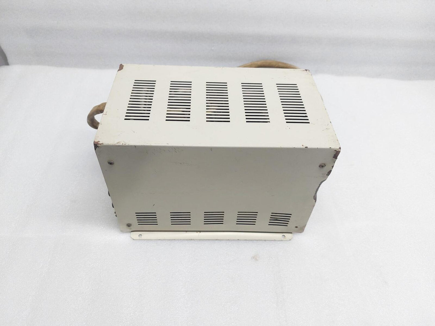 ANRITSU RZ106A SYNTHESIZER UNIT WITH FREQUENCY CONTROLLER