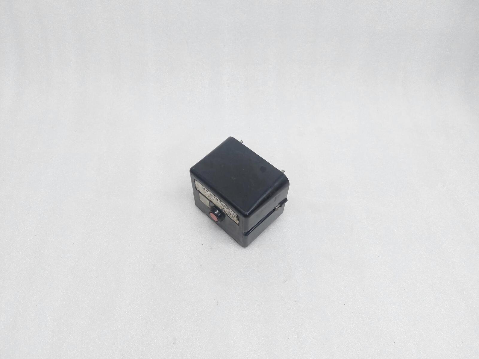 ECEE MA 810 BOILER SEQUENCE CONTROLLER