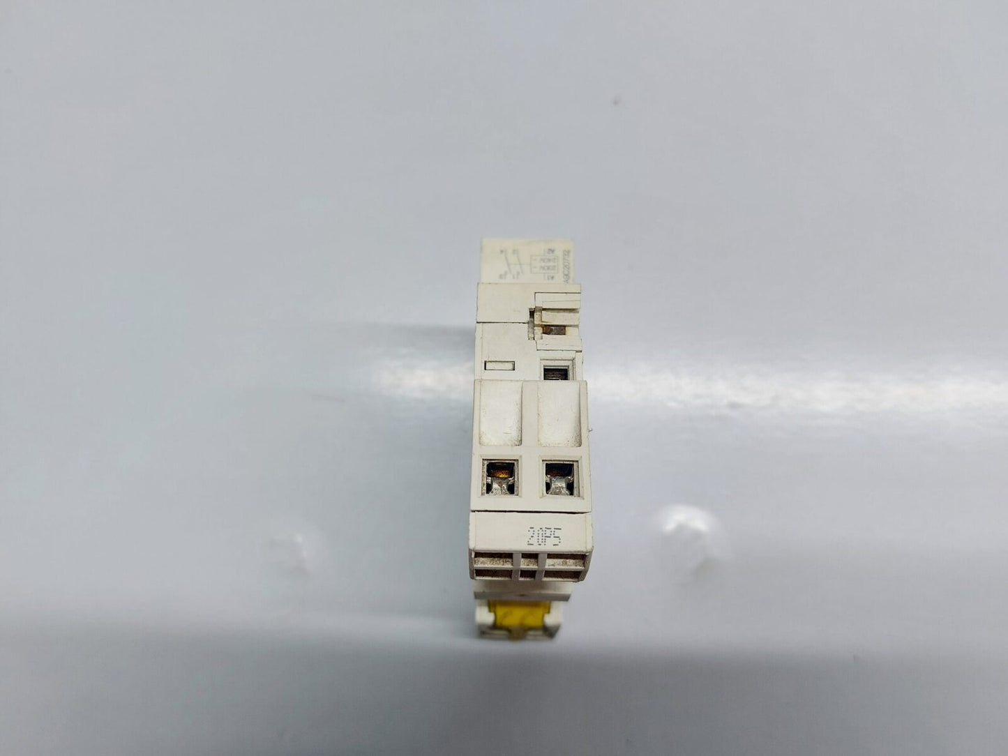 SCHNEIDER ELECTRIC 3CA1 CONTACTOR 250V~
