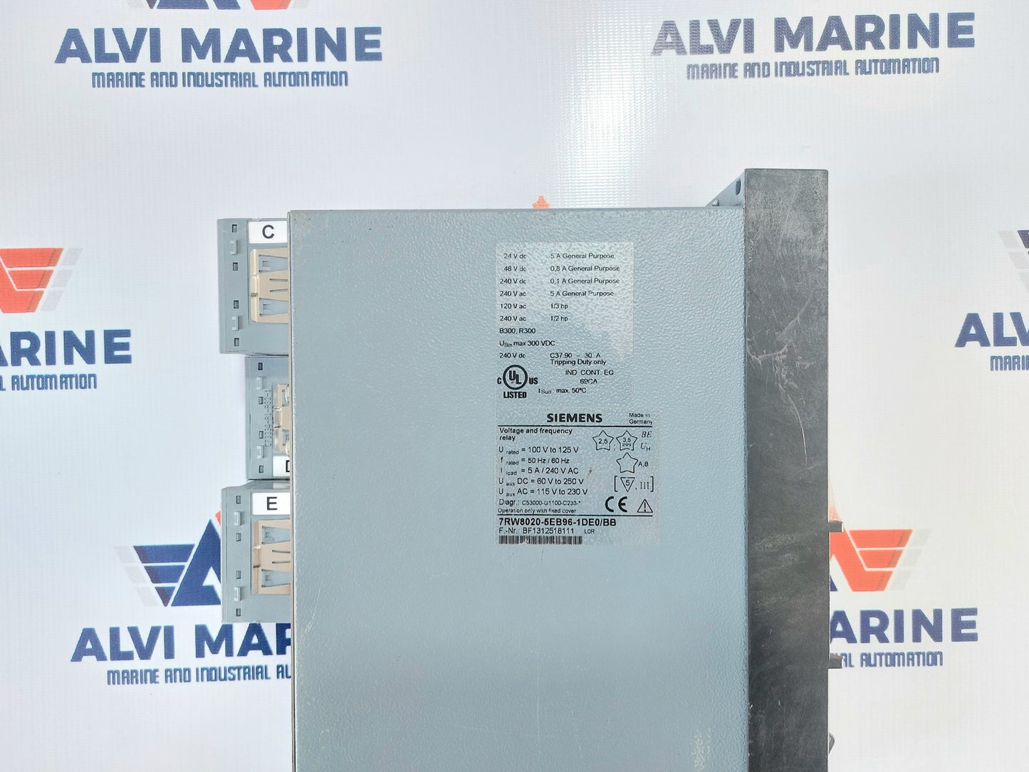 SIEMENS 7RW8020-5EB96-1DE0/BB VOLTAGE AND FREQUENCY RELAY