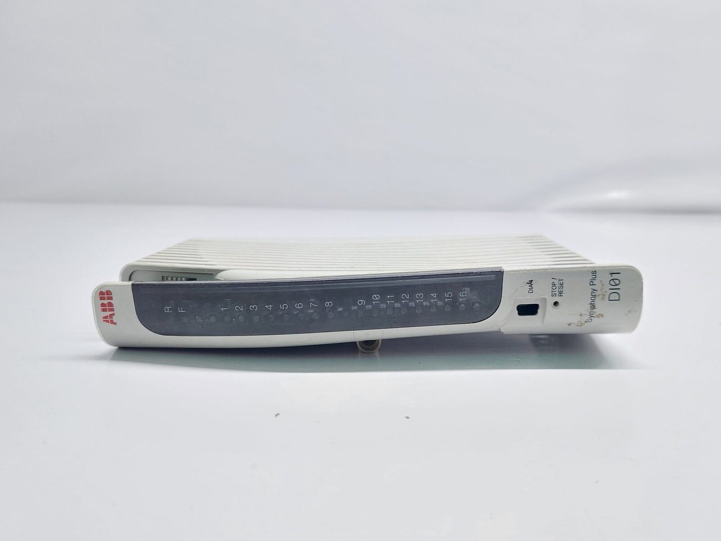 ABB DI01 PLUS DIGITAL INPUT MODULE +24V---15A