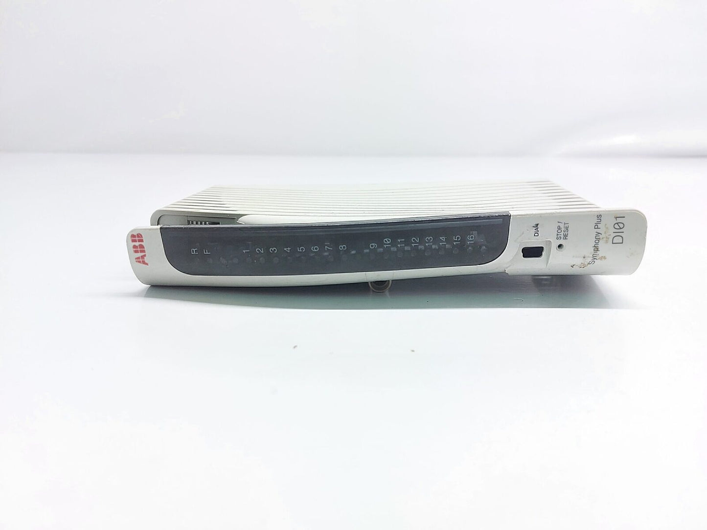 ABB DI01 PLUS DIGITAL INPUT MODULE +24V---15A
