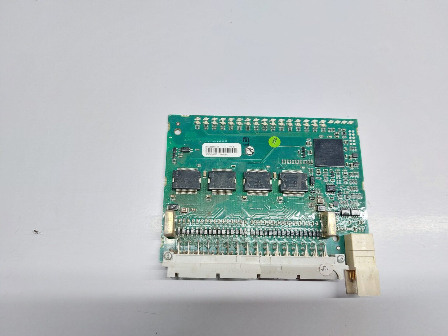 ABB DO818-1 DIGITAL INPUT MODULE 3BSC980004E1229