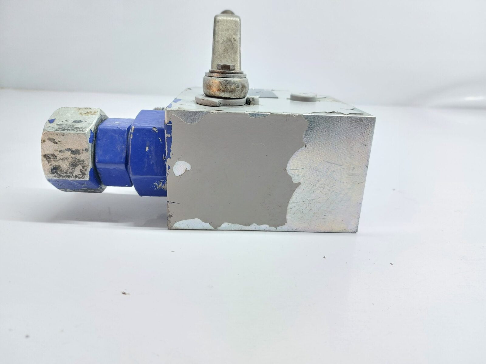 REXROTH R900711415 ACCUMULATOR SHUT OFF BLOCK ABZSS 20 M-3X/330E/S13V