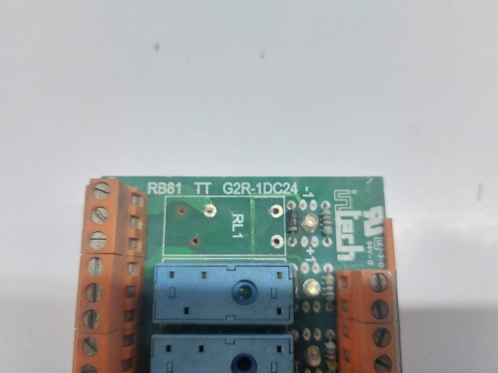 INTECH TT G2R-1DC24 7- CHANNEL RELAY MODULE