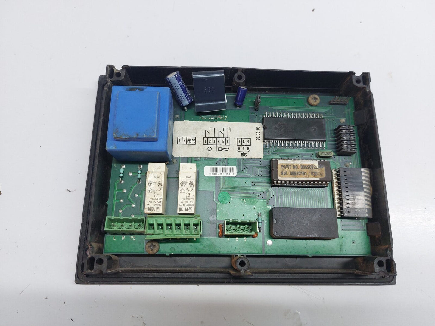 GRUNDFOS PMU 2000 CONTROL BOARD 62572837