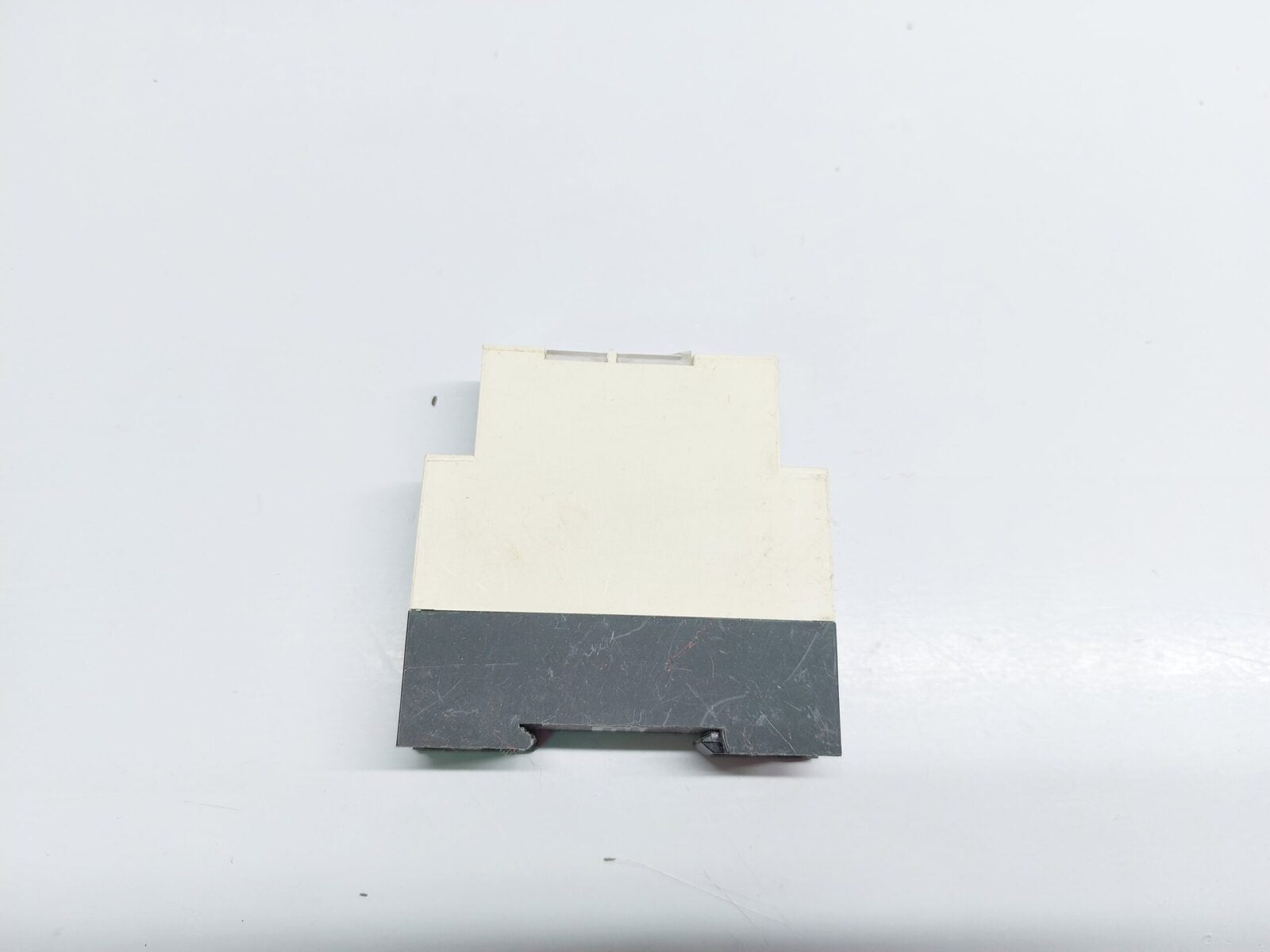 SCHNEIDER ELECTRIC TELEMECANIQUE RE7TL11BU TIME DELAY RELAY 0.05S-300H